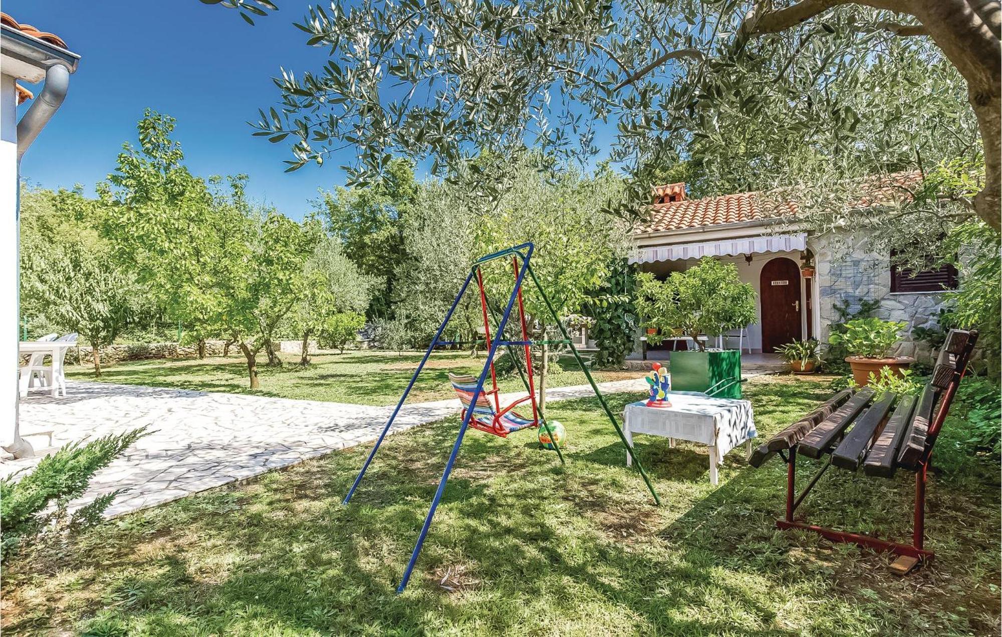 Brzac Lovely Apartment In Krk With Wifi מראה חיצוני תמונה