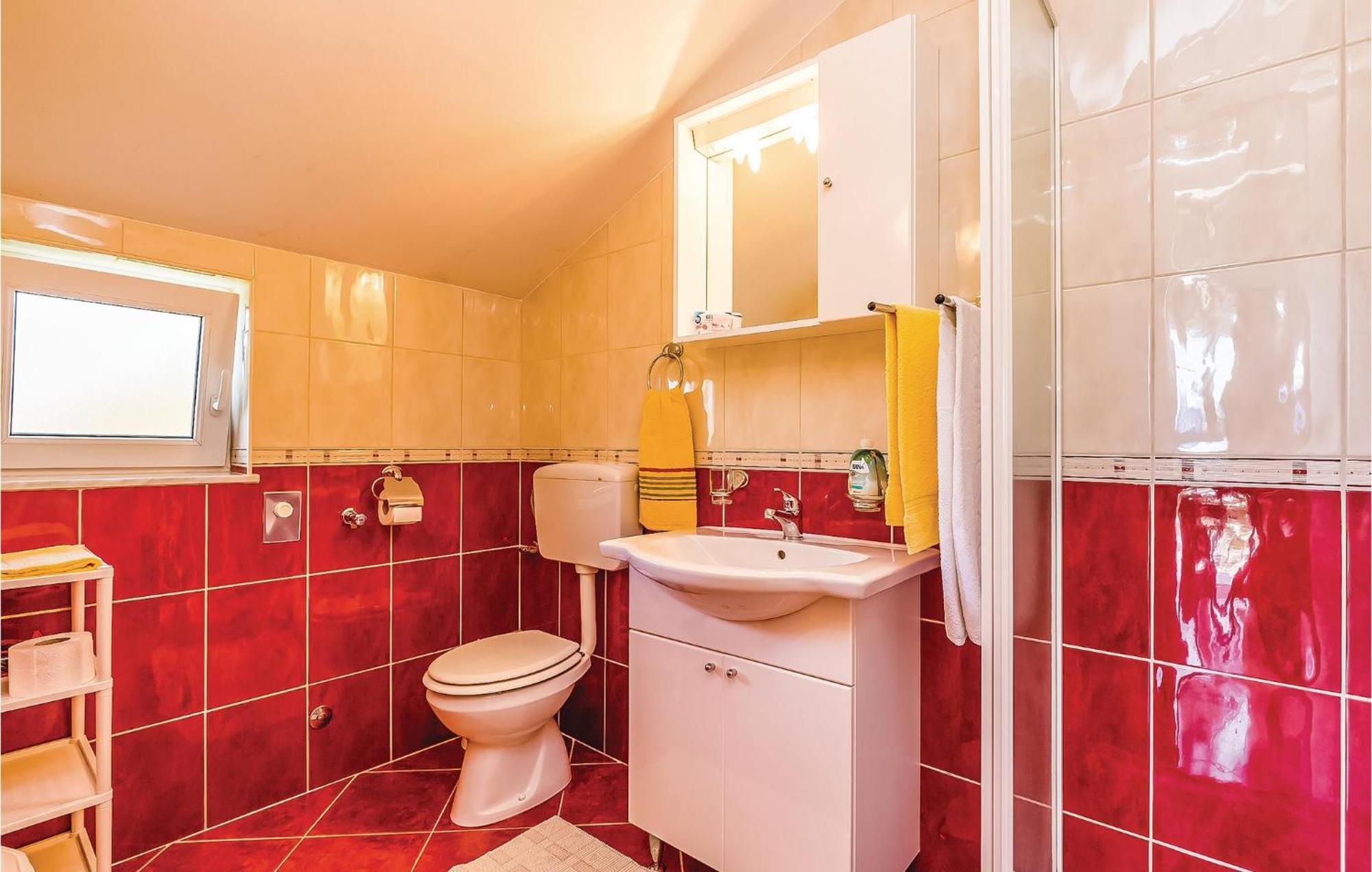 Brzac Lovely Apartment In Krk With Wifi מראה חיצוני תמונה